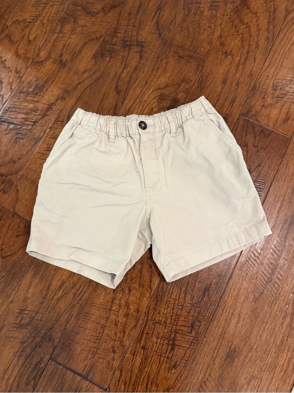 chubbies Light Khaki Elastic Waist Flat Front Shorts